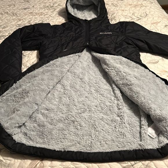 Columbia Black Ski & Snow Jacket - Picture 5 of 9